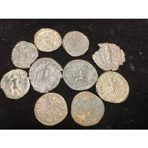 3rd Century Crisis, 10 AE Coin Lot
