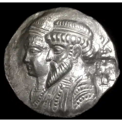 82-72 BC Kamnaskires III, AR Tetradrachm EF