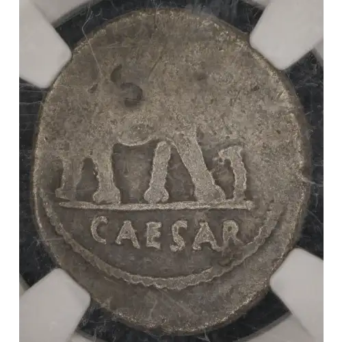 Julius Caesar, AR Denarius