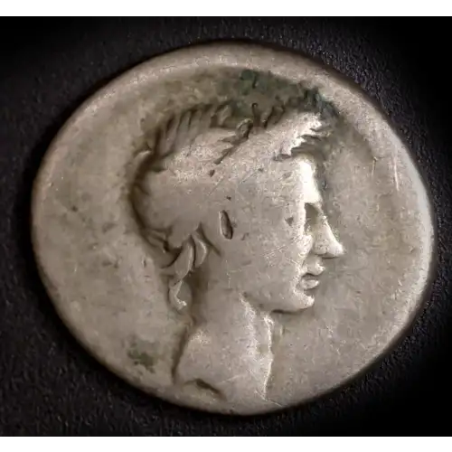 Julius Caesar, AR Denarius