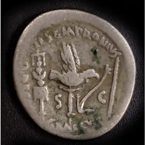 Julius Caesar, AR Denarius (2)