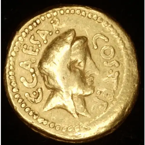 Julius Caesar, AV Aureus