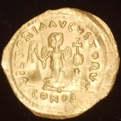 Justinian I, AV Tremissis