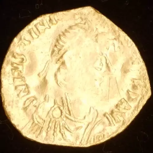 Justinian I, AV Tremissis