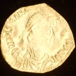 Justinian I, AV Tremissis