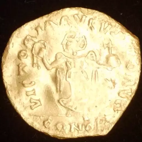Justinian I, AV Tremissis