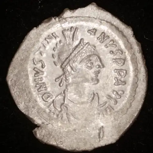 Justinian I 'the Great', AR Siliqua