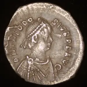 Theodosius II, AR Siliqua